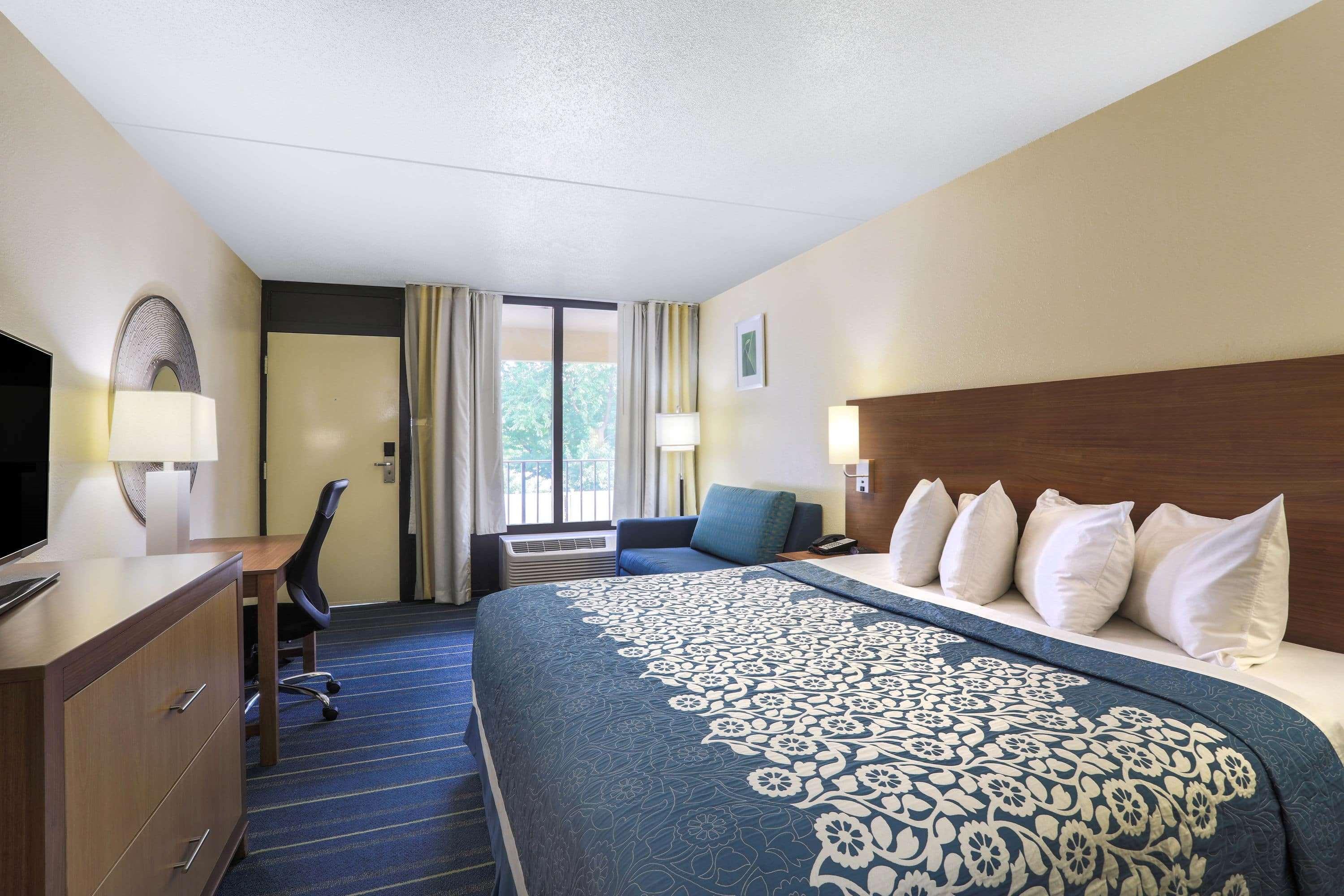 Days Inn By Wyndham Newark Wilmington Zewnętrze zdjęcie