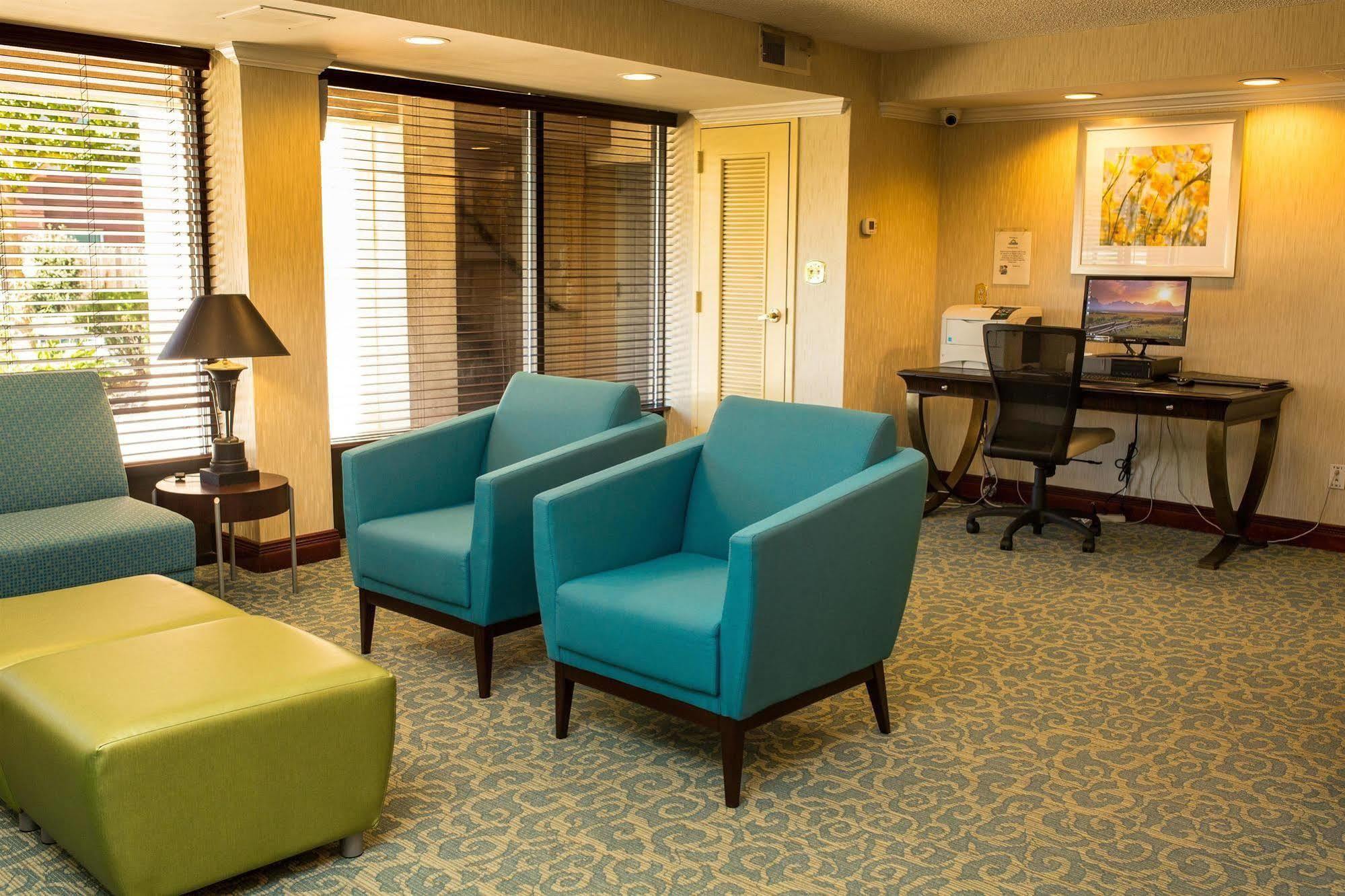Days Inn By Wyndham Newark Wilmington Zewnętrze zdjęcie