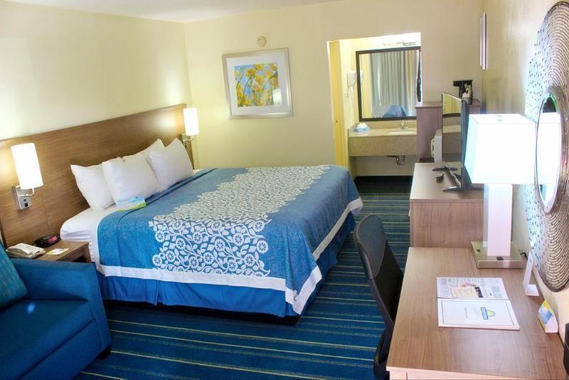 Days Inn By Wyndham Newark Wilmington Zewnętrze zdjęcie